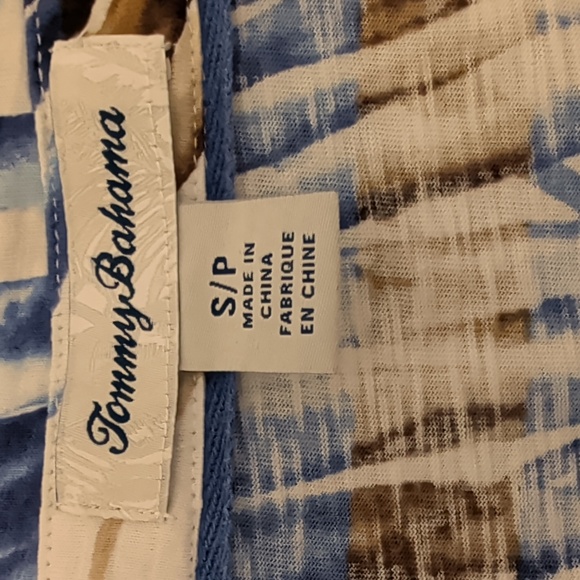 Tommy Bahama Women's Shirt - Picture 3 of 5
